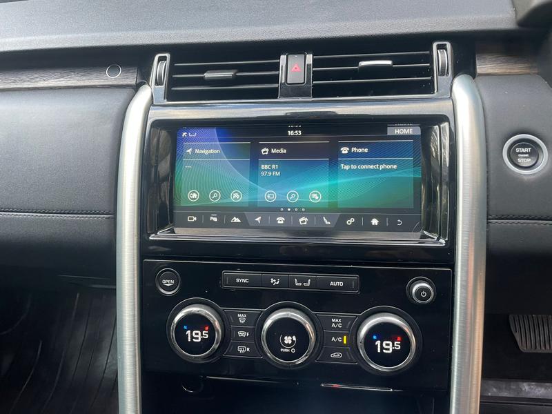 Used Land Rover Discovery 2017 for sale - 76332564: Photo 15