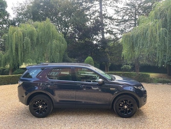 Land Rover - Discovery Sport
