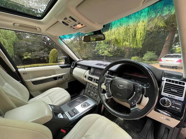 Used Land Rover Range Rover 2011 for sale - 74768843: Photo 12