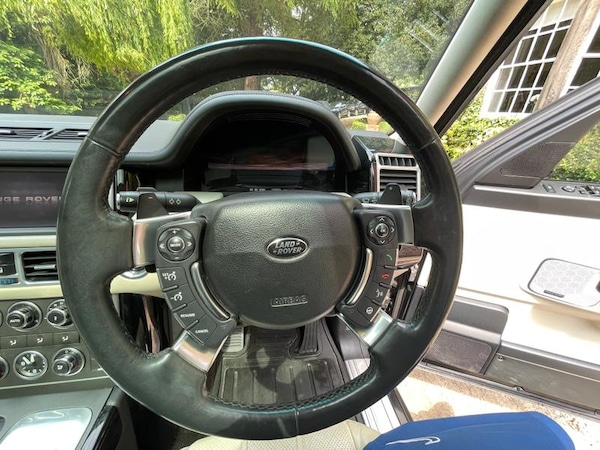 Used Land Rover Range Rover 2011 for sale - 74768843: Photo 13