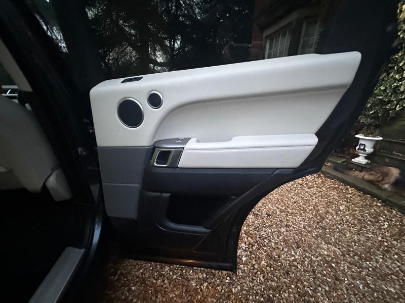 Used Land Rover Range Rover Sport 2017 for sale - 78021274: Photo 18