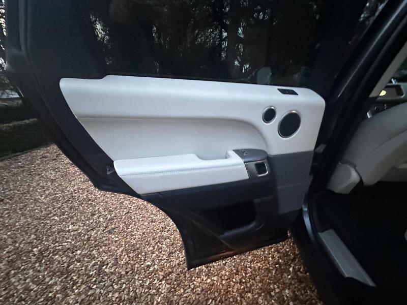 Used Land Rover Range Rover Sport 2017 for sale - 78021274: Photo 23