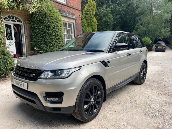 Used Land Rover Range Rover Sport 2016 for sale - 73520197: Photo 4