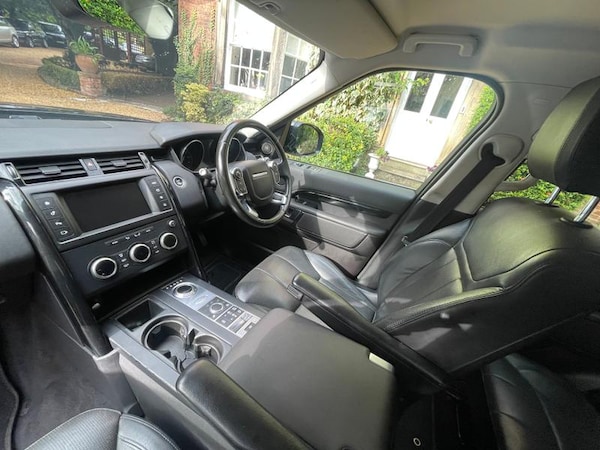 Used Land Rover Discovery 2017 for sale - 76104783: Photo 22