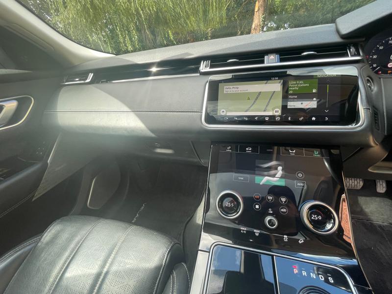 Used Land Rover Range Rover Velar 2018 for sale - 75843398: Photo 18