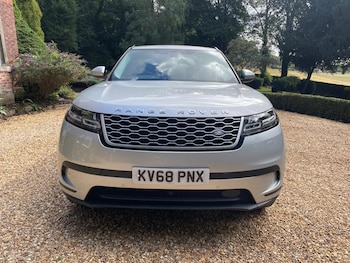 Used Land Rover Range Rover Velar 2018 for sale - 78015397: Photo