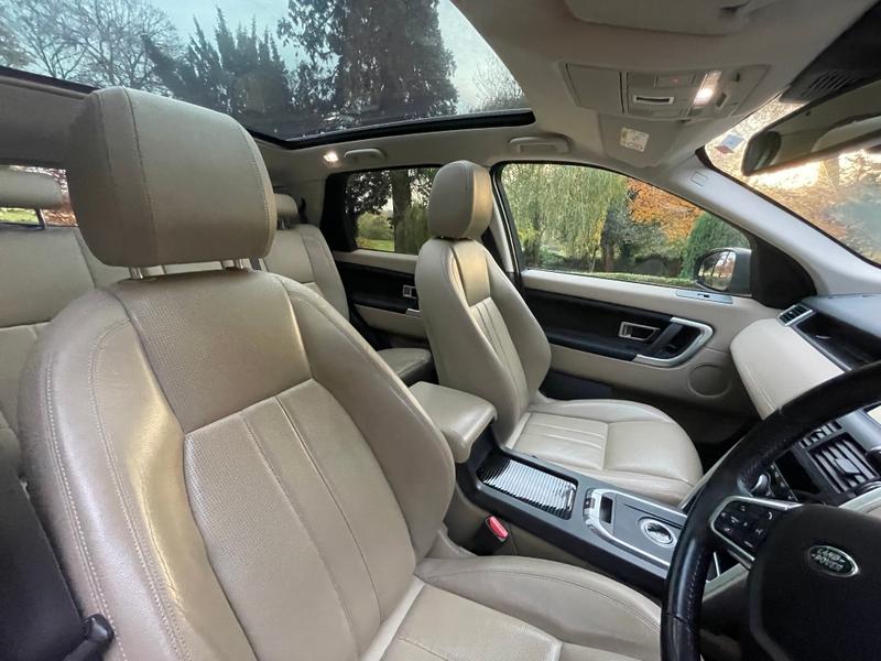 Used Land Rover Discovery Sport 2017 for sale - 76382096: Photo 11