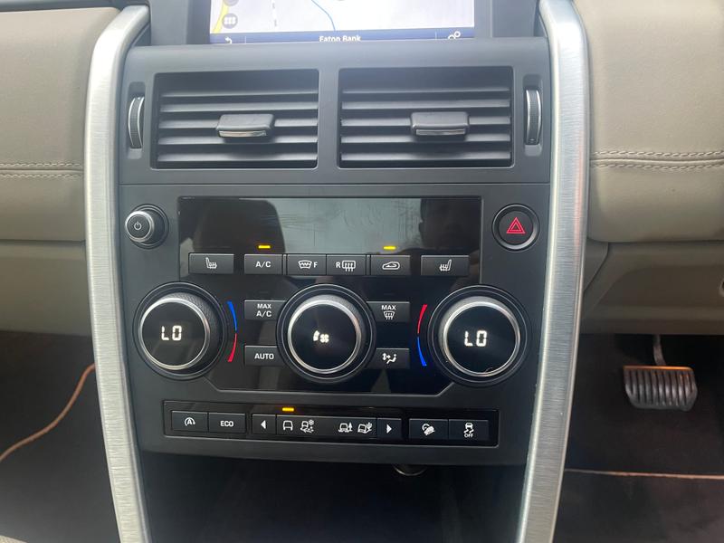 Used Land Rover Discovery Sport 2017 for sale - 76382096: Photo 17