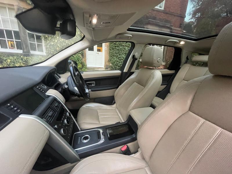 Used Land Rover Discovery Sport 2017 for sale - 76382096: Photo 24