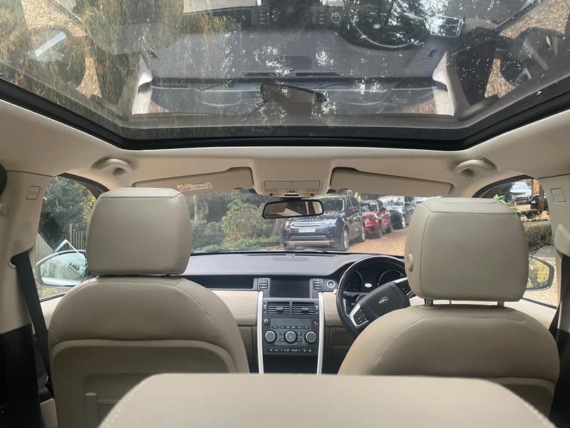 Used Land Rover Discovery Sport 2017 for sale - 76382096: Photo 33