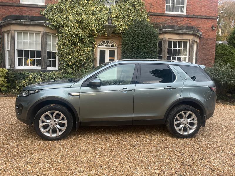Used Land Rover Discovery Sport 2017 for sale - 76382096: Photo 5