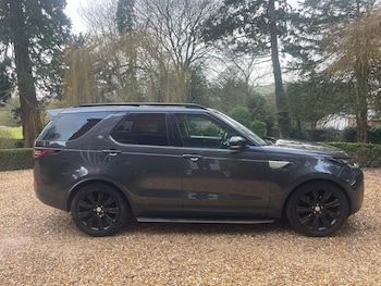 Land Rover Discovery feature image