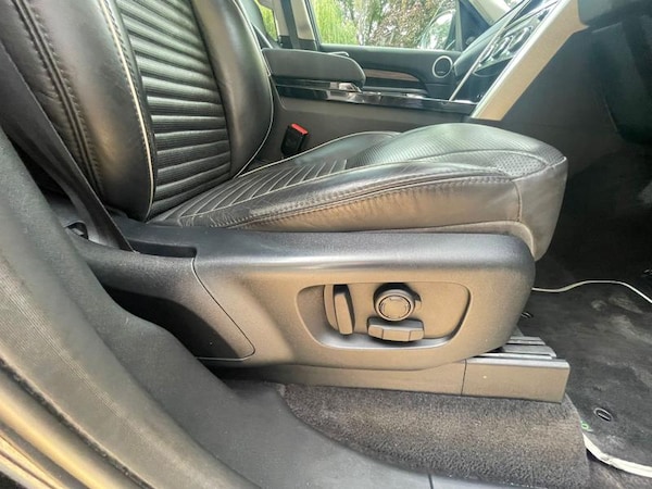 Used Land Rover Discovery 2020 for sale - 75621065: Photo 15