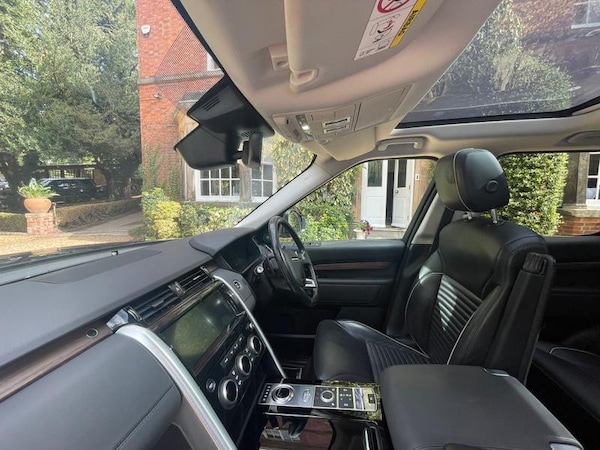 Used Land Rover Discovery 2020 for sale - 75621065: Photo 29