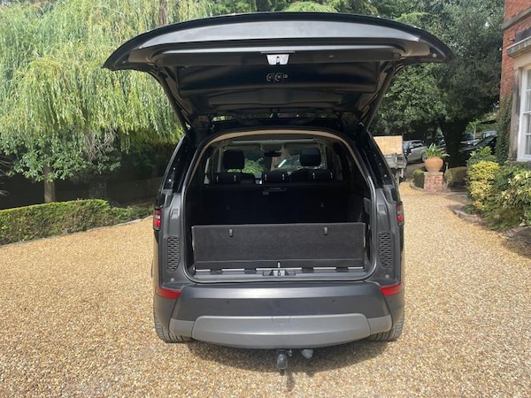 Used Land Rover Discovery 2020 for sale - 75621065: Photo 31