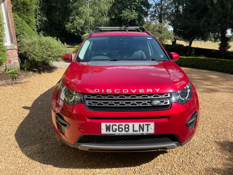 Used Land Rover Discovery Sport 2018 for sale - 76895410: Photo 3