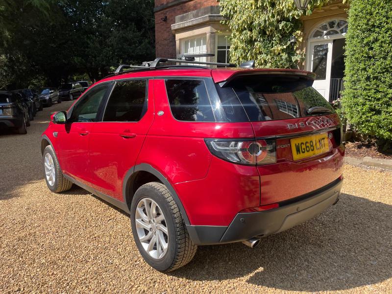 Used Land Rover Discovery Sport 2018 for sale - 76895410: Photo 4