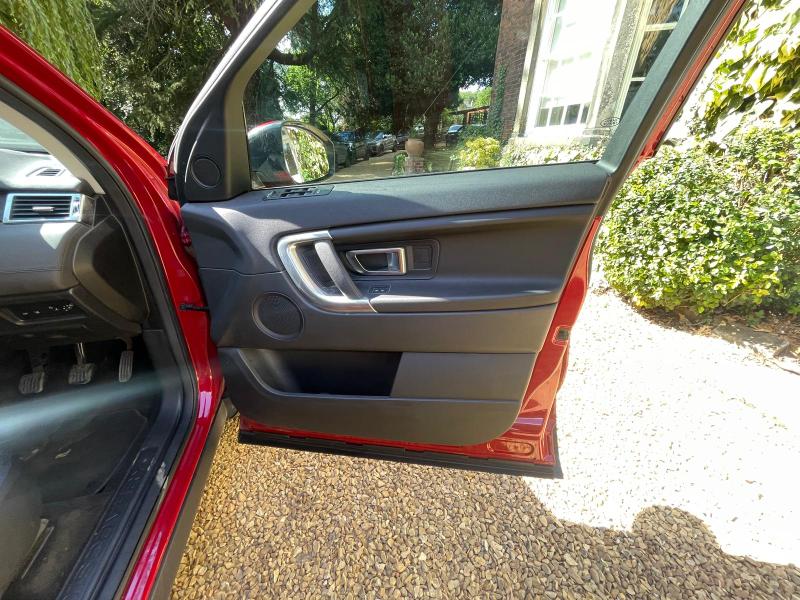 Used Land Rover Discovery Sport 2018 for sale - 76895410: Photo 7