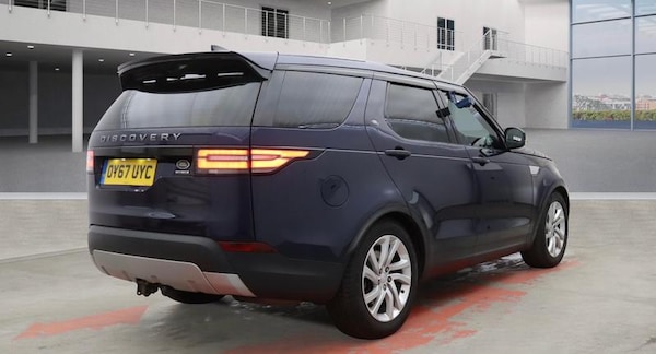 Used Land Rover Discovery 2017 for sale - 76023283: Photo 5