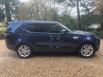 Used Land Rover Discovery 2017 for sale - 78015364: Photo