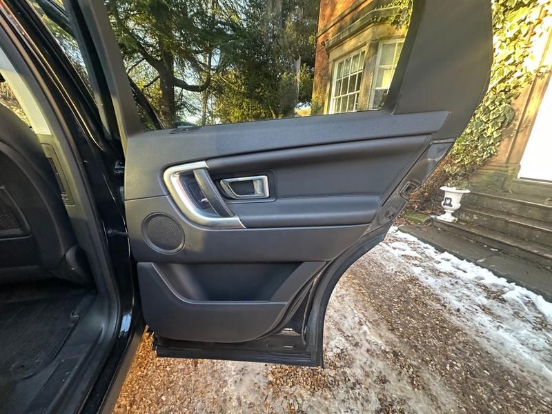 Used Land Rover Discovery Sport 2017 for sale - 77161147: Photo 17