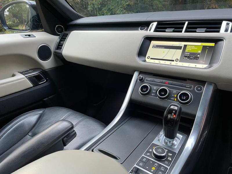 Used Land Rover Range Rover Sport 2017 for sale - 76517714: Photo 15