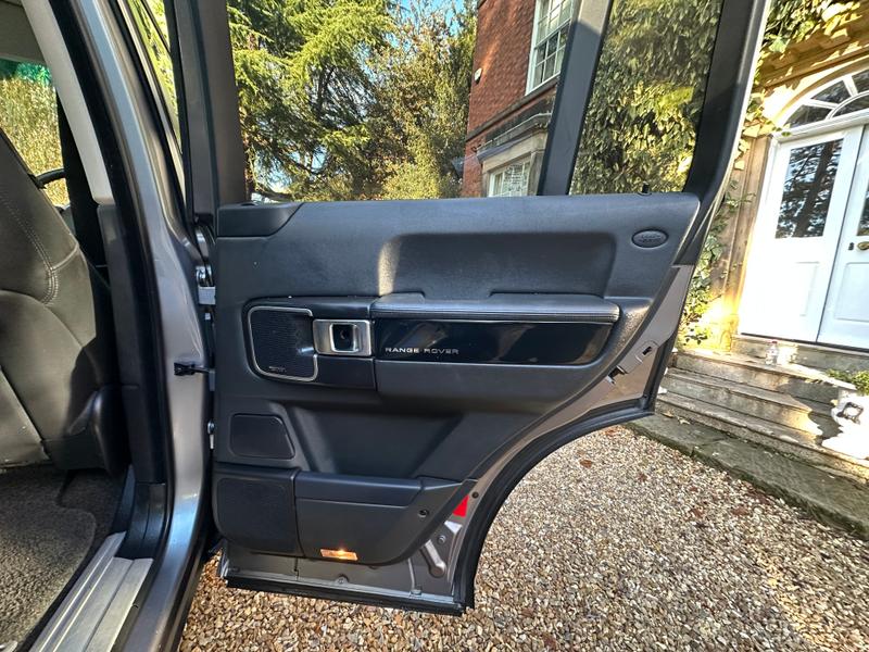 Used Land Rover Range Rover 2012 for sale - 76563071: Photo 12