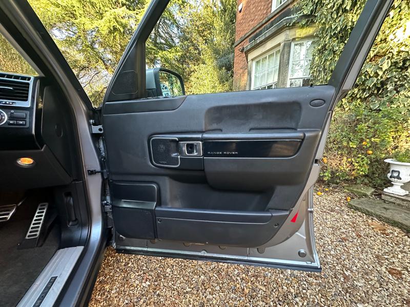 Used Land Rover Range Rover 2012 for sale - 76563071: Photo 13