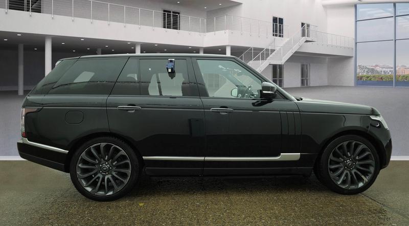 Used Land Rover Range Rover 2017 for sale - 78015272: Photo 1
