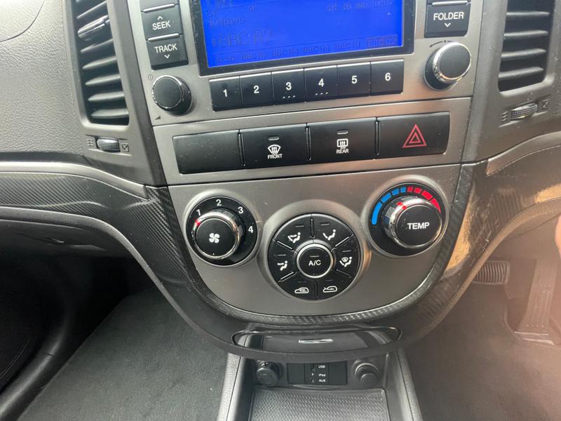 Used Hyundai Santa Fe 2010 for sale - 76553881: Photo 18