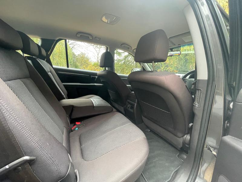 Used Hyundai Santa Fe 2010 for sale - 76553881: Photo 21