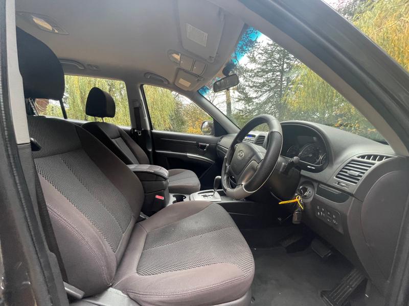Used Hyundai Santa Fe 2010 for sale - 76553881: Photo 8