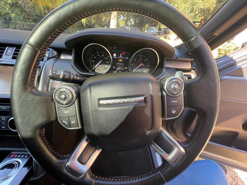 Used Land Rover Discovery 2017 for sale - 76046471: Photo 16