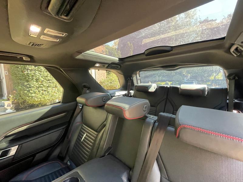 Used Land Rover Discovery 2017 for sale - 76046471: Photo 35