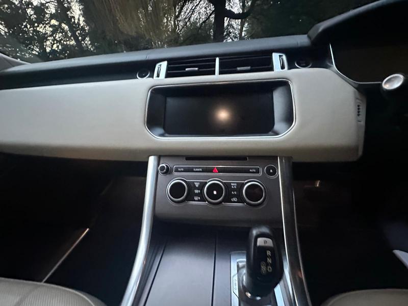 Used Land Rover Range Rover Sport 2017 for sale - 77268760: Photo 16