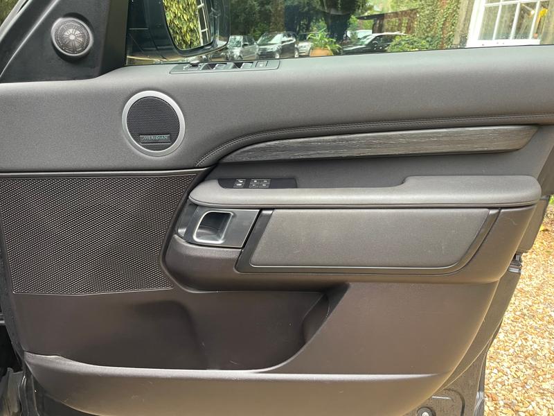 Used Land Rover Discovery 2018 for sale - 76209318: Photo 14