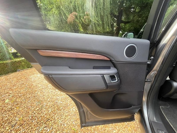 Used Land Rover Discovery 2019 for sale - 76154252: Photo 23