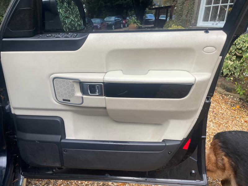 Used Land Rover Range Rover for sale - 76593382: Photo 19