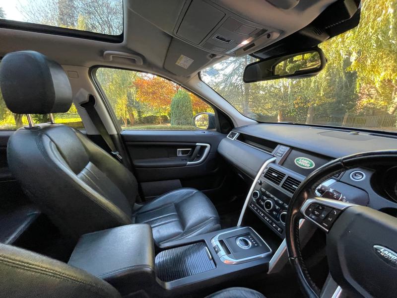 Used Land Rover Discovery Sport 2017 for sale - 76438473: Photo 12