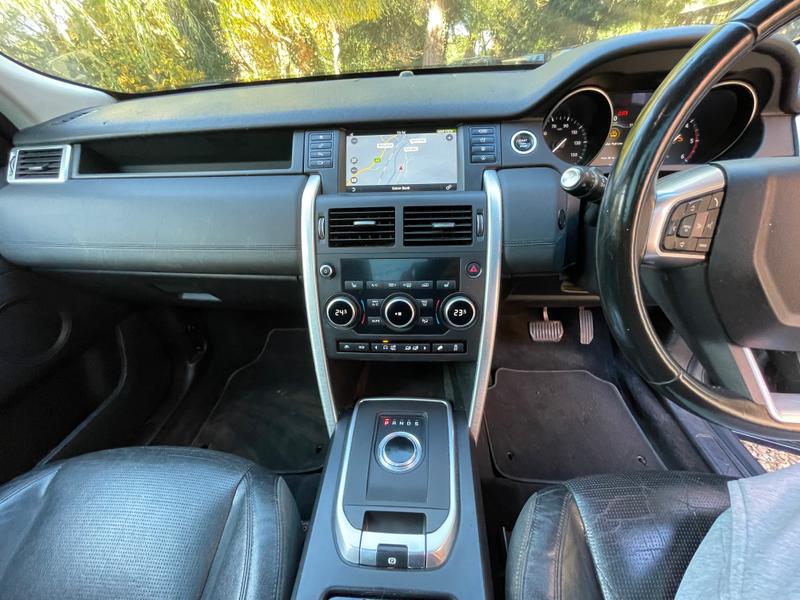 Used Land Rover Discovery Sport 2017 for sale - 76438473: Photo 18