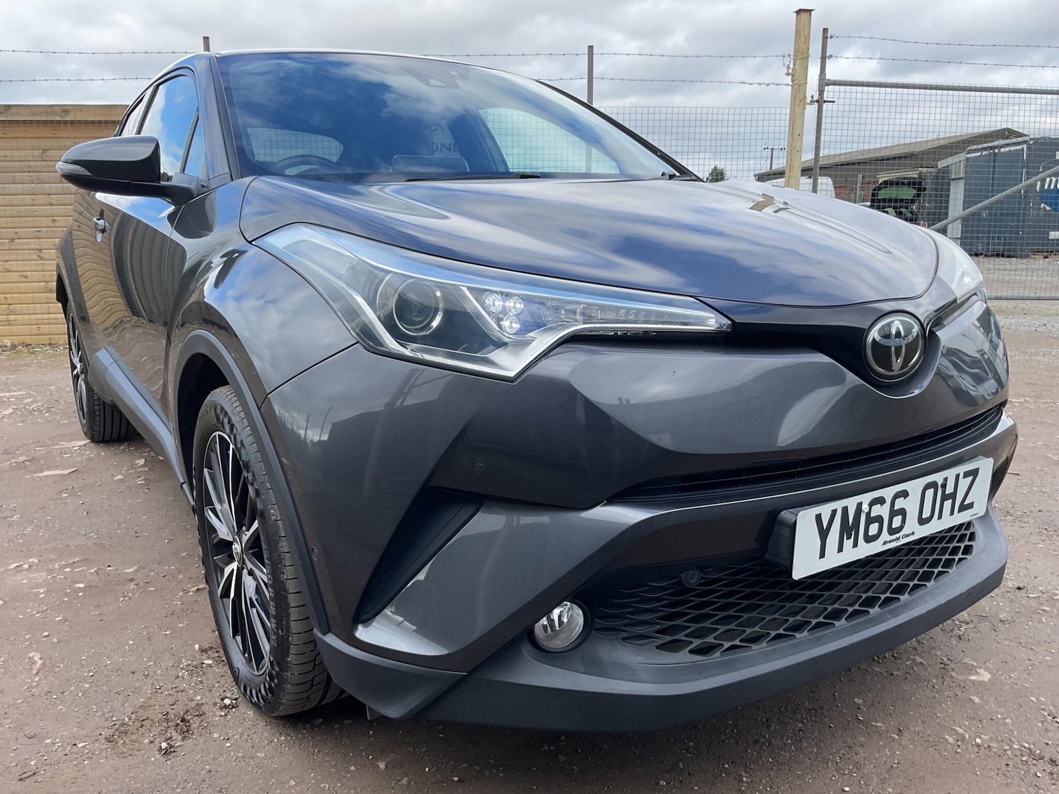 Used Toyota C-HR 2017 for sale - 78047099: Photo 5