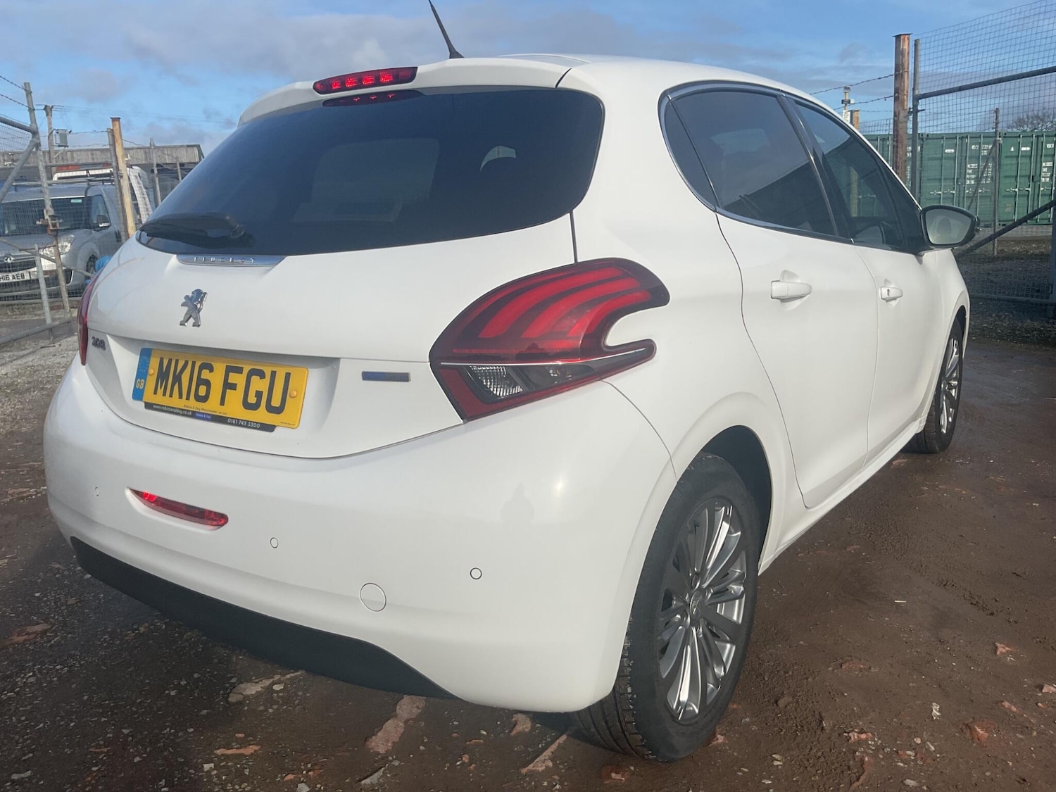 Used Peugeot 208 2016 for sale - 77585960: Photo 9