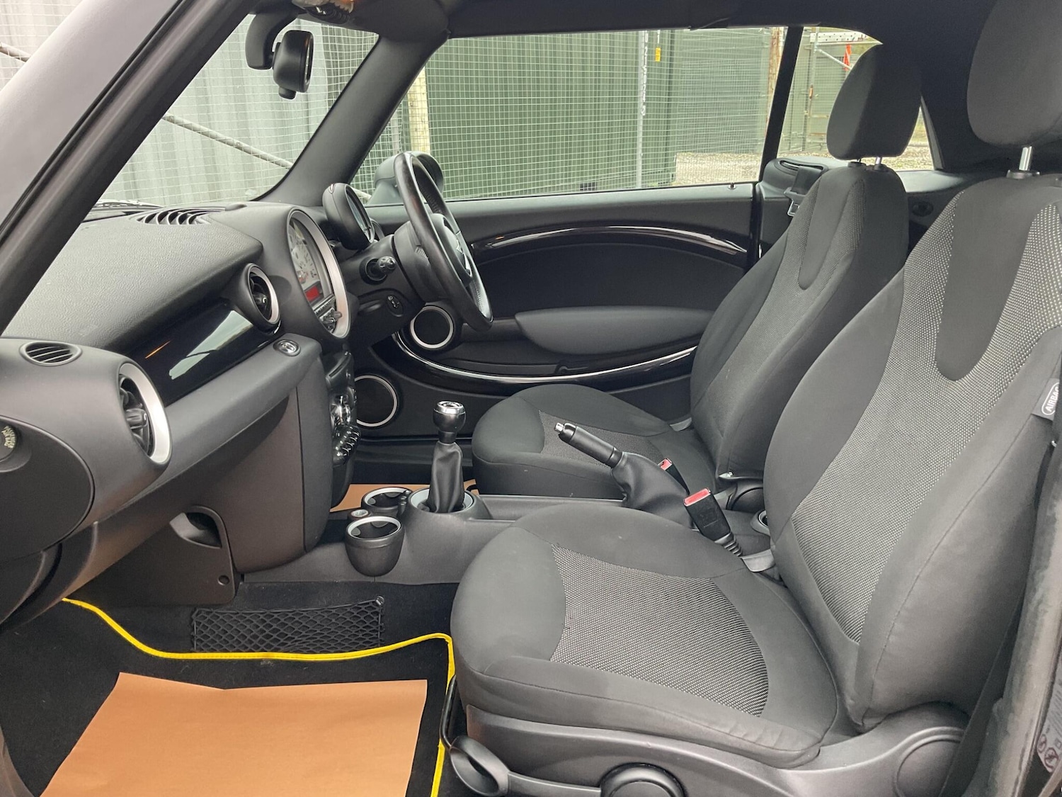 Used MINI Convertible 2011 for sale - 76802466: Photo 12