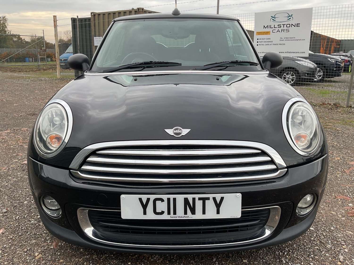 Used MINI Convertible 2011 for sale - 76802466: Photo 2