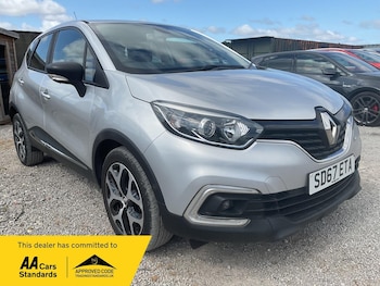 Used Renault Captur 2017 for sale - 79012372: Photo