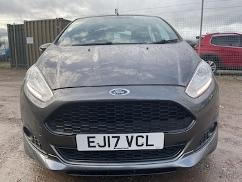 Used Ford Fiesta 2017 for sale - 76802482: Photo