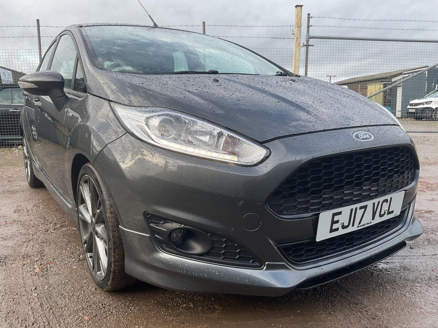 Used Ford Fiesta 2017 for sale - 76802482: Photo 5