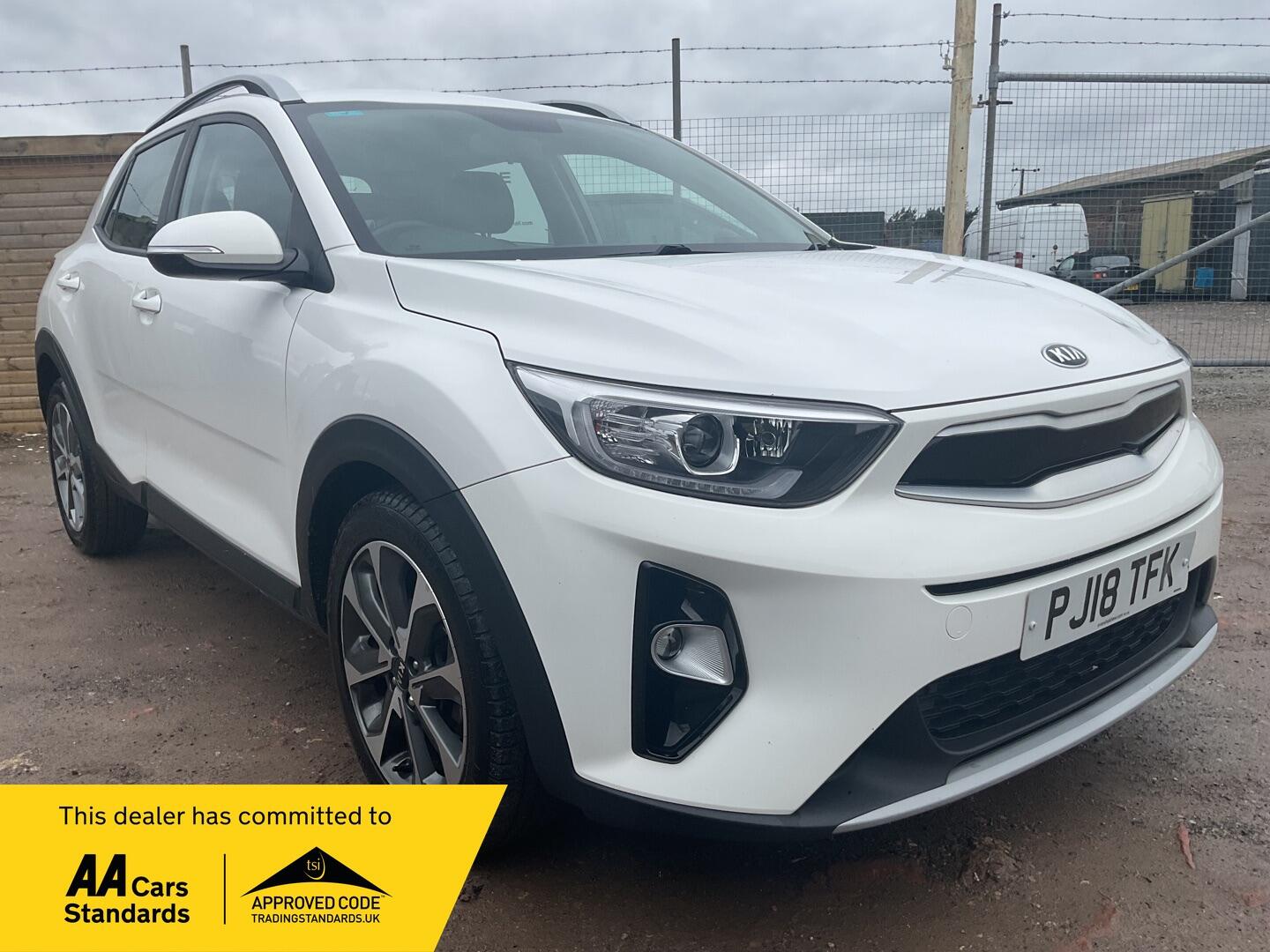 Used Kia Stonic 2018 for sale - 78072675: Photo 1
