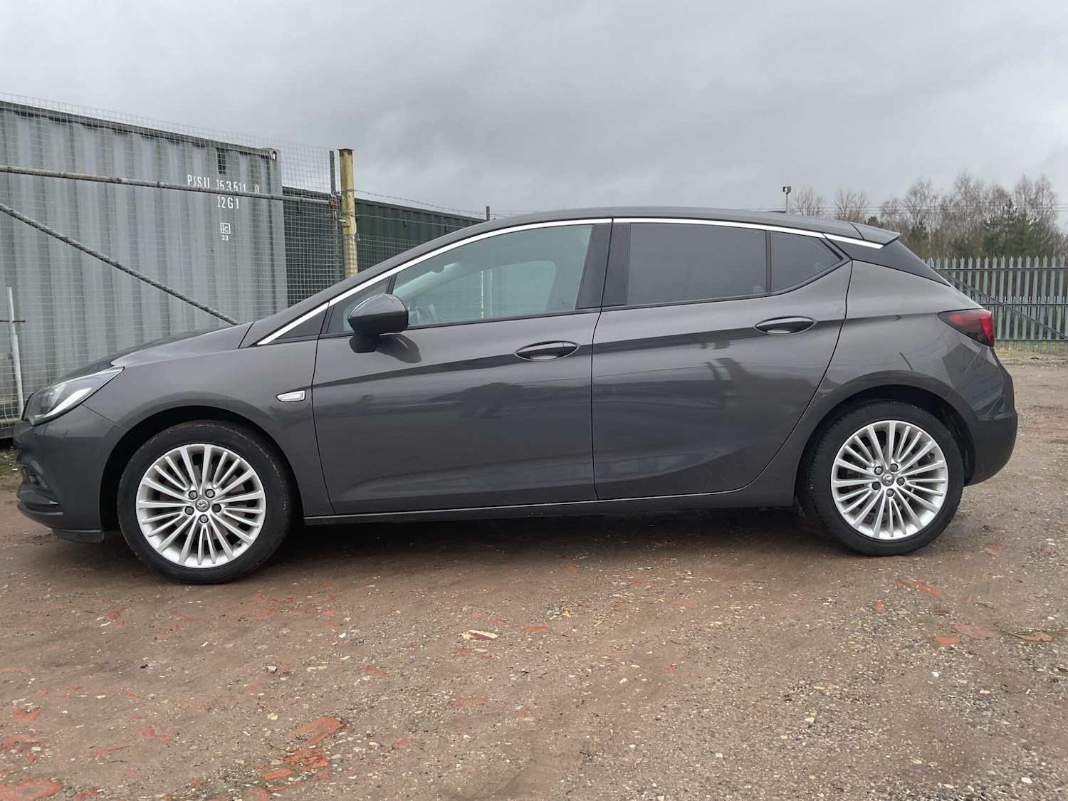 Used Vauxhall Astra for sale - 77537534: Photo 5