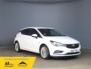 Used Vauxhall Astra 2017 for sale - 79373200: Photo